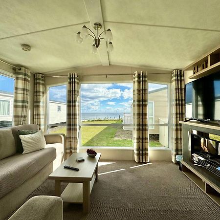 New Sea View Platinum Caravan With Huge Decking Newcastle upon Tyne Exterior photo